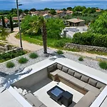 Sunshinewilla Com - Amazing Sea View - Private Pool - 4 Bedrooms - 3 Bathrooms - Workout Villa *