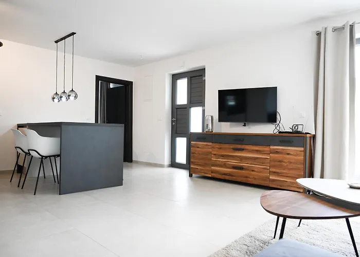 Sunshinewilla Com - Amazing Sea View - Private Pool - 4 Bedrooms - 3 Bathrooms - Workout Kaštelir